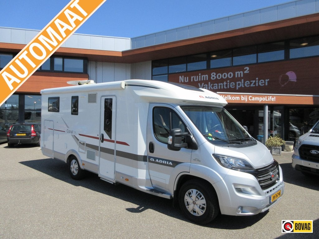 Adria Coral Plus S 670 SL 150pk AUTOMAAT MAXI LEVEL, Caravans en Kamperen, Ringverwarming, Fiat, Diesel, Tot en met 3