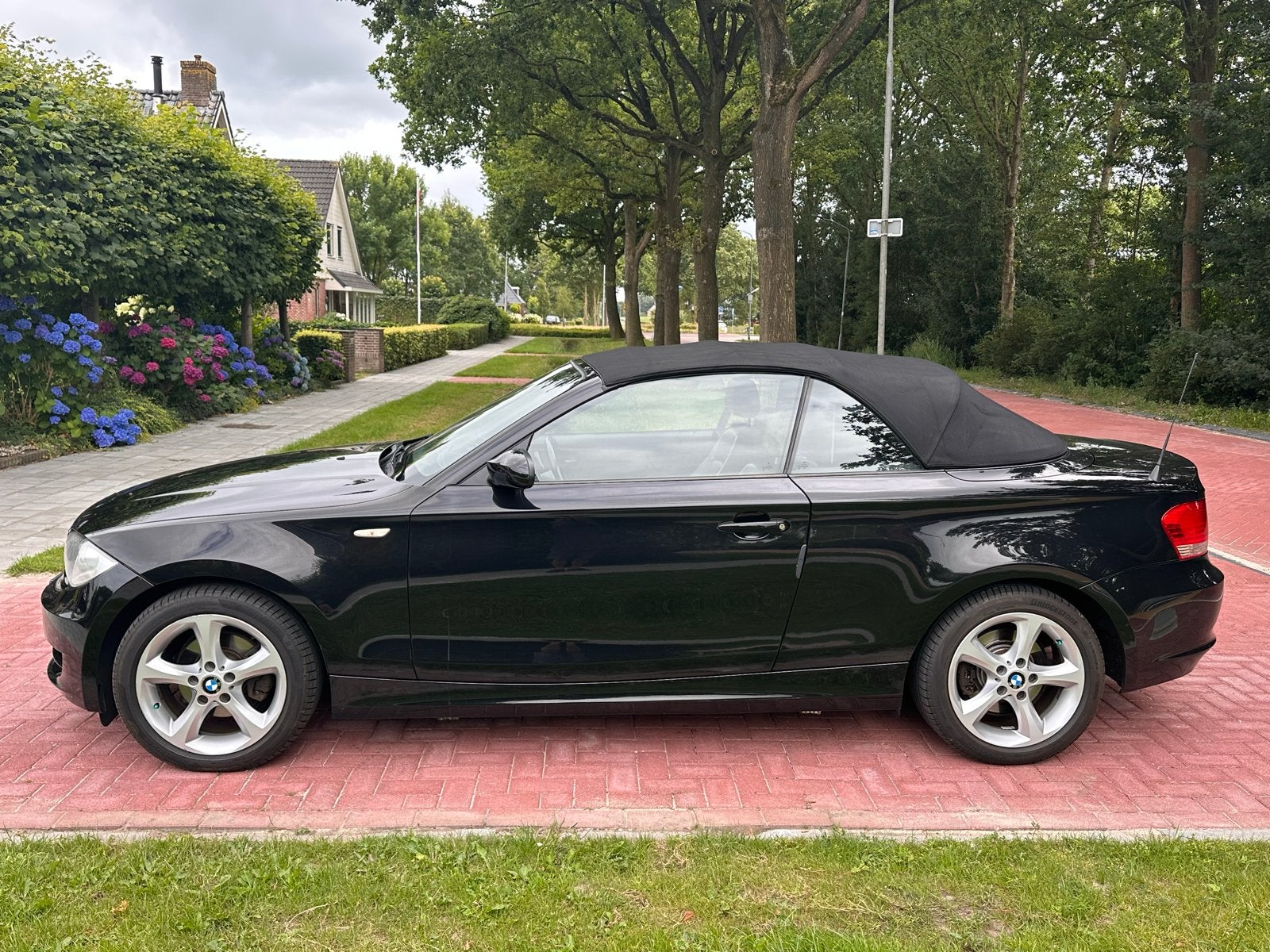 BMW 1-Serie 2.0 118I Cabrio 2008 Zwart, bruin leder, Auto's, 1-Serie, 1995 cc, Cabriolet, 4 stoelen