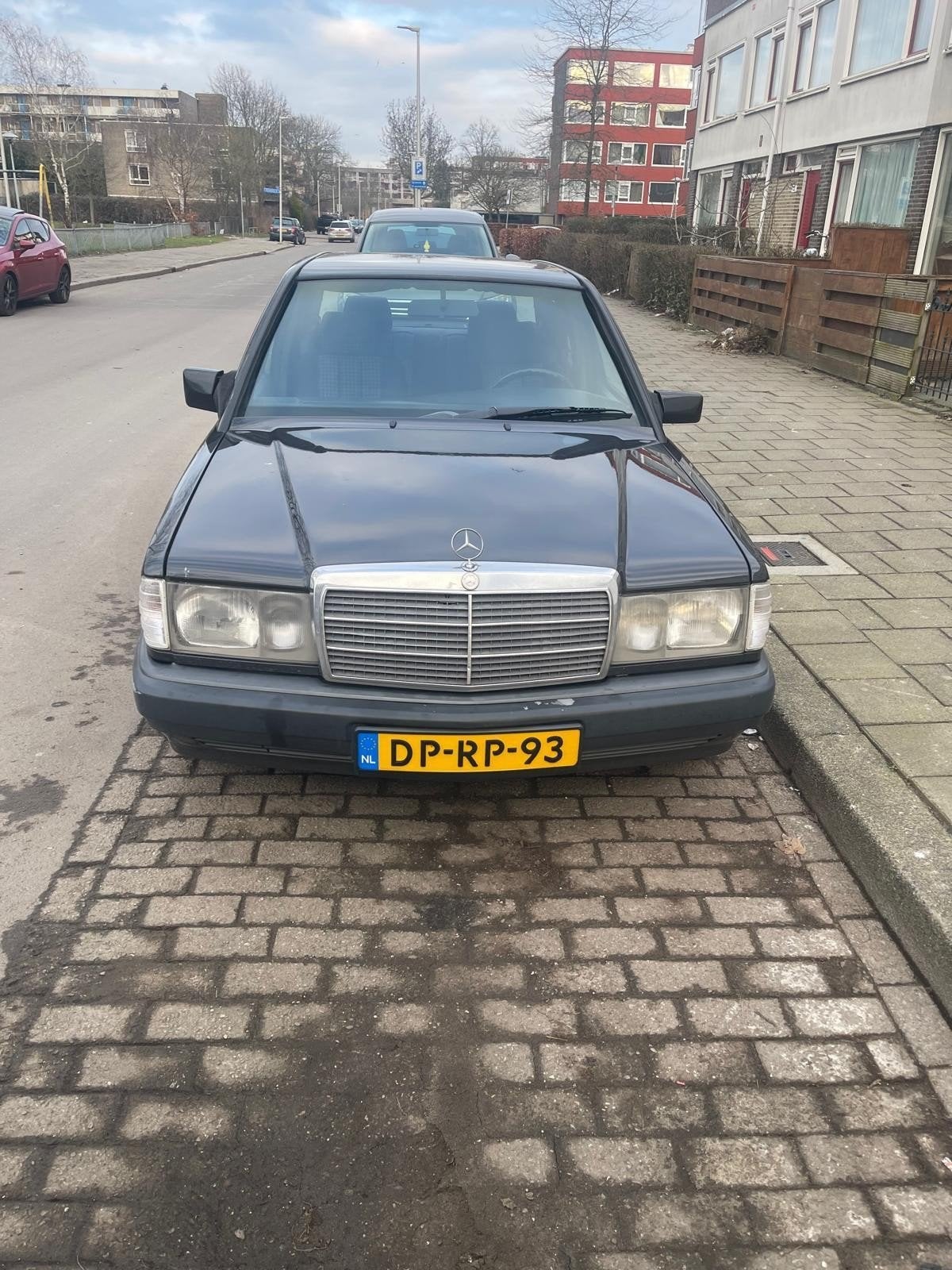 Mercedes-Benz 190-Serie 1.8 E AUT U9 1992 Zwart, Auto's, Mercedes-Benz, Automaat, Achterwielaandrijving, 4 cilinders, Sedan