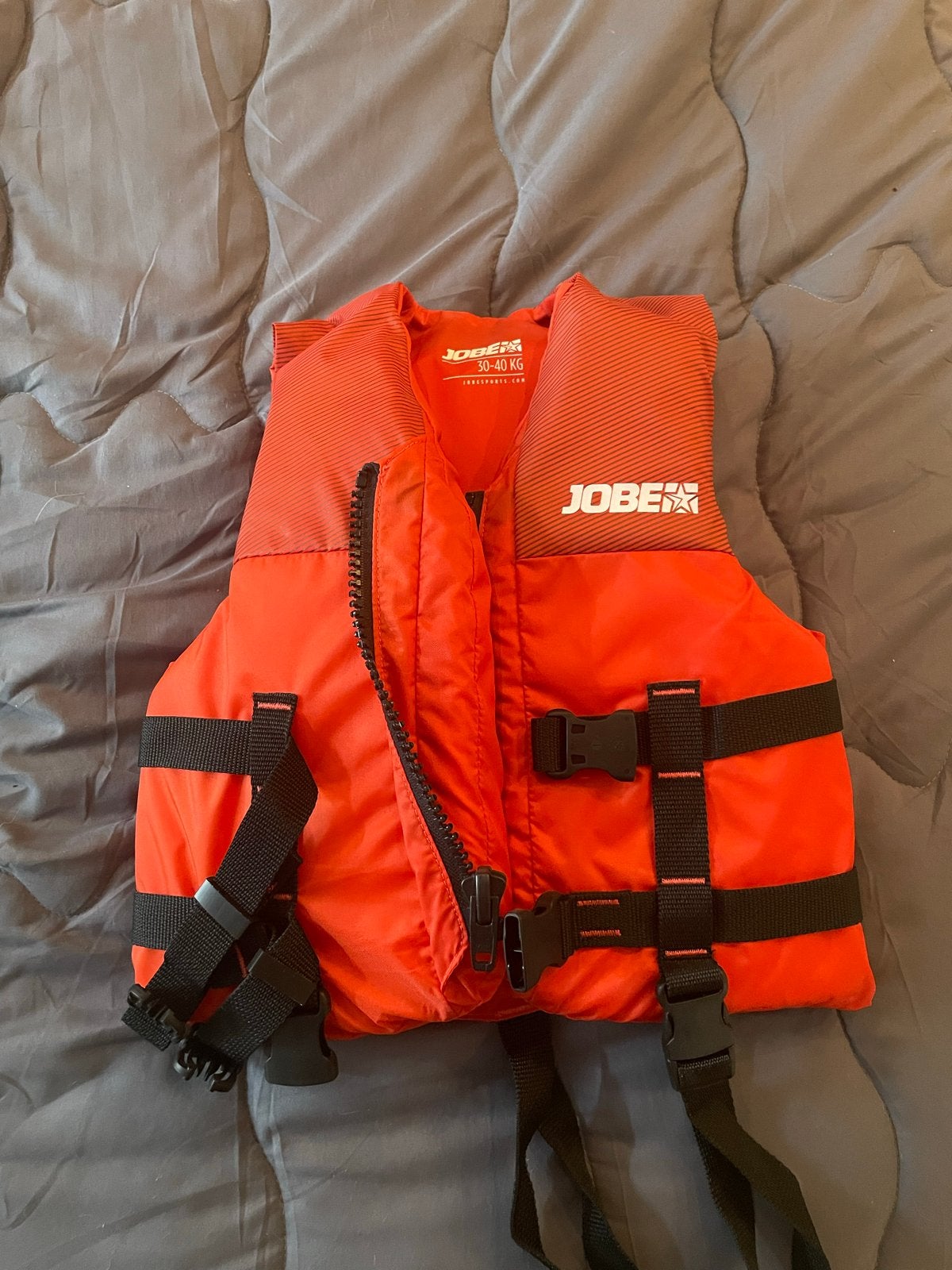 Jobe zwemvest 30-40 kg - Oranje, Watersport en Boten, Watersportkleding, Ophalen of Verzenden, Gebruikt