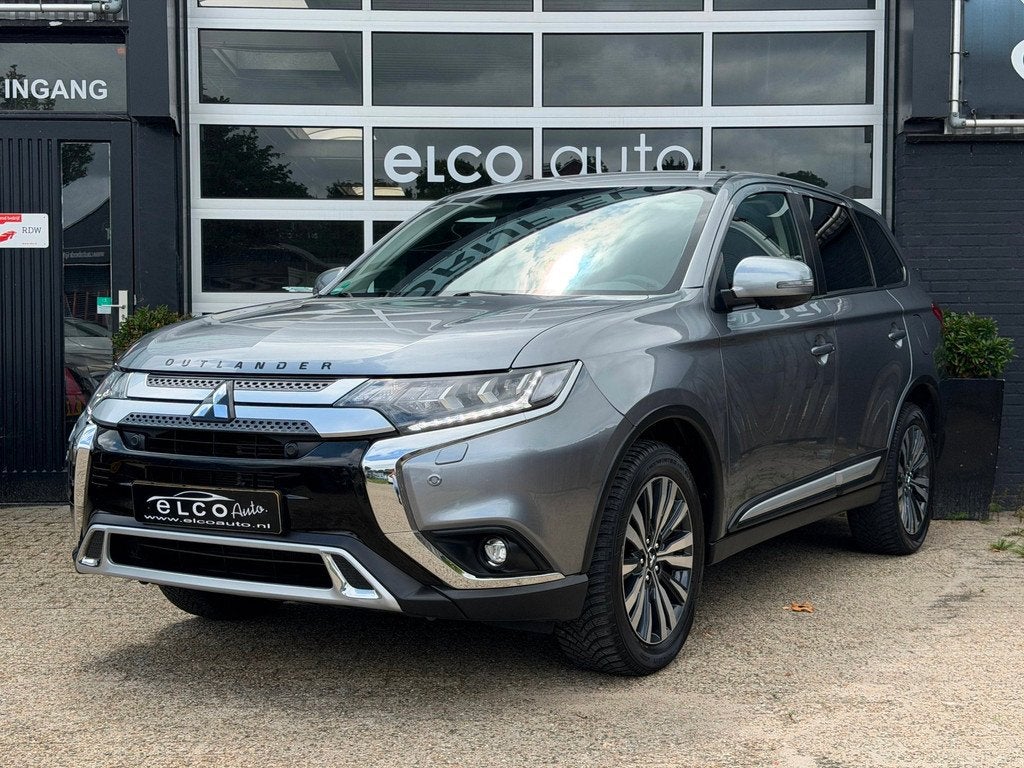 Mitsubishi Outlander 2.0 2WD Limited+ / 7P/360°/Leder/1ste, Auto's, Mitsubishi, 1998 cc, 4 cilinders, 150 pk, 7 stoelen