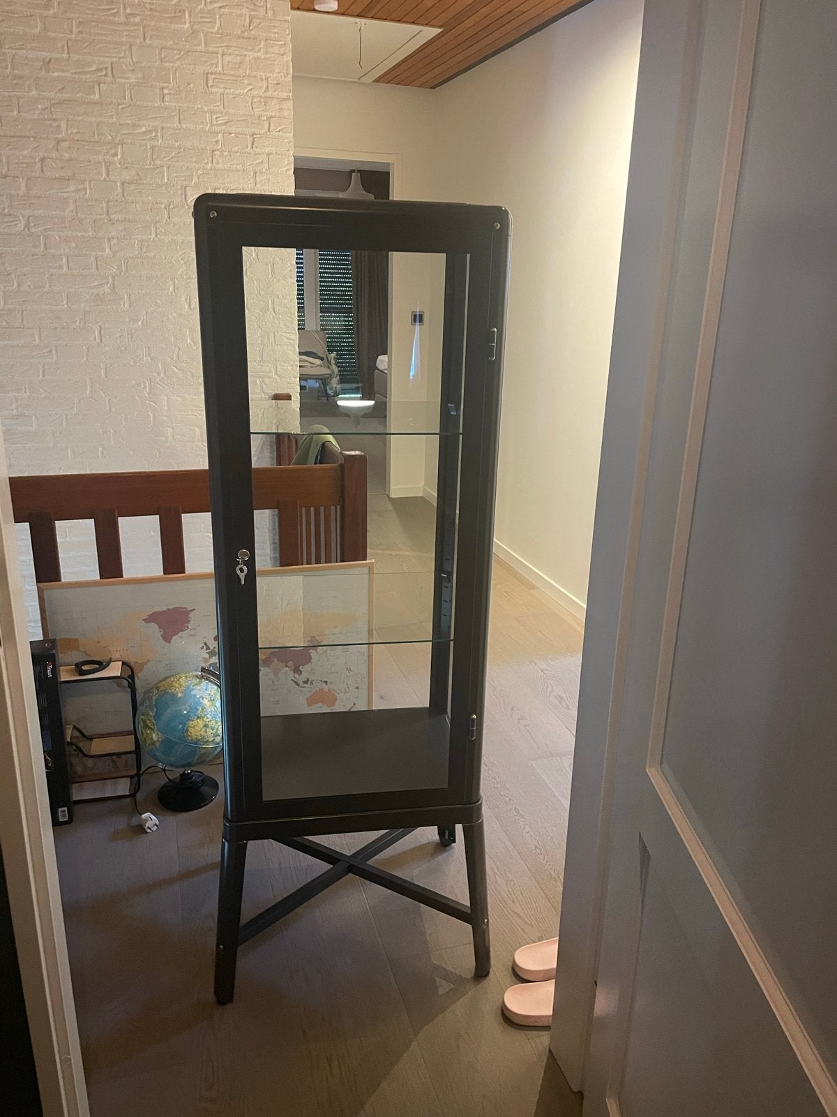 IKEA FABRIKÖR vitrinekast, Ophalen, 100 tot 150 cm, 50 tot 100 cm, Zo goed als nieuw