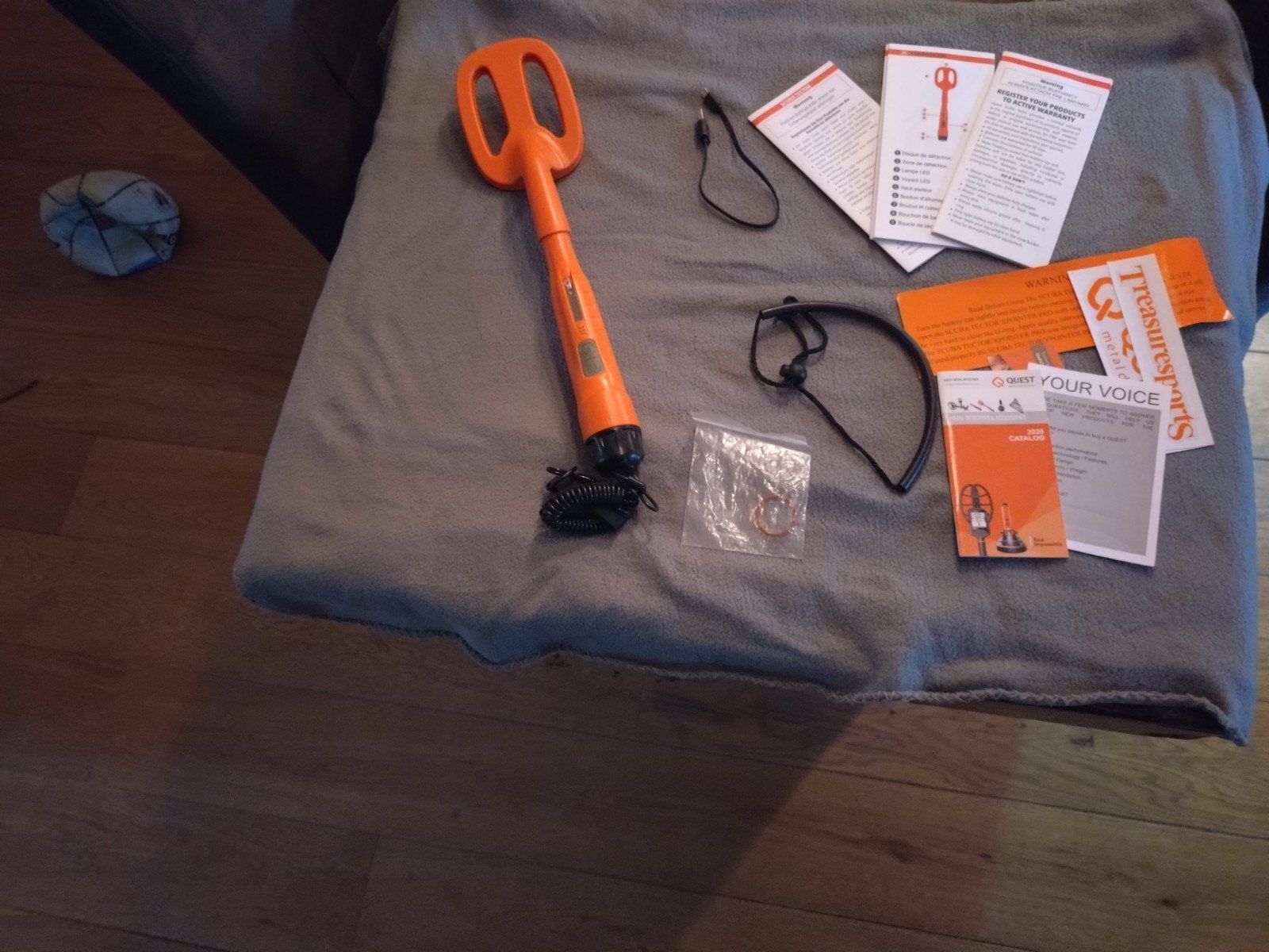 Quest Scuba Tector metaaldetector - Zo goed als nieuw, Discriminatie metaaldetectie, Zo goed als nieuw, 30 cm of minder, Ophalen