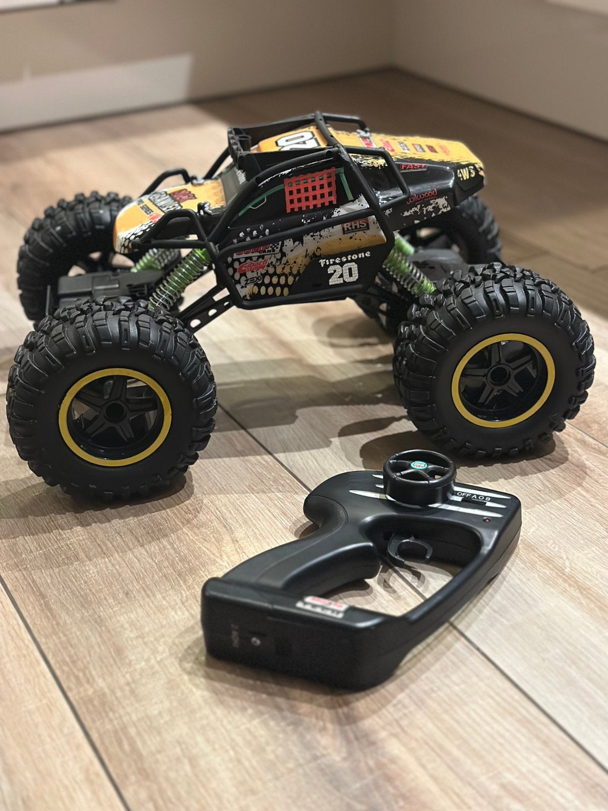 Maisto Tech Rock Crawler 4x4 RC auto – met afstandsbediening, Elektro, Auto offroad, Ophalen of Verzenden, Zo goed als nieuw