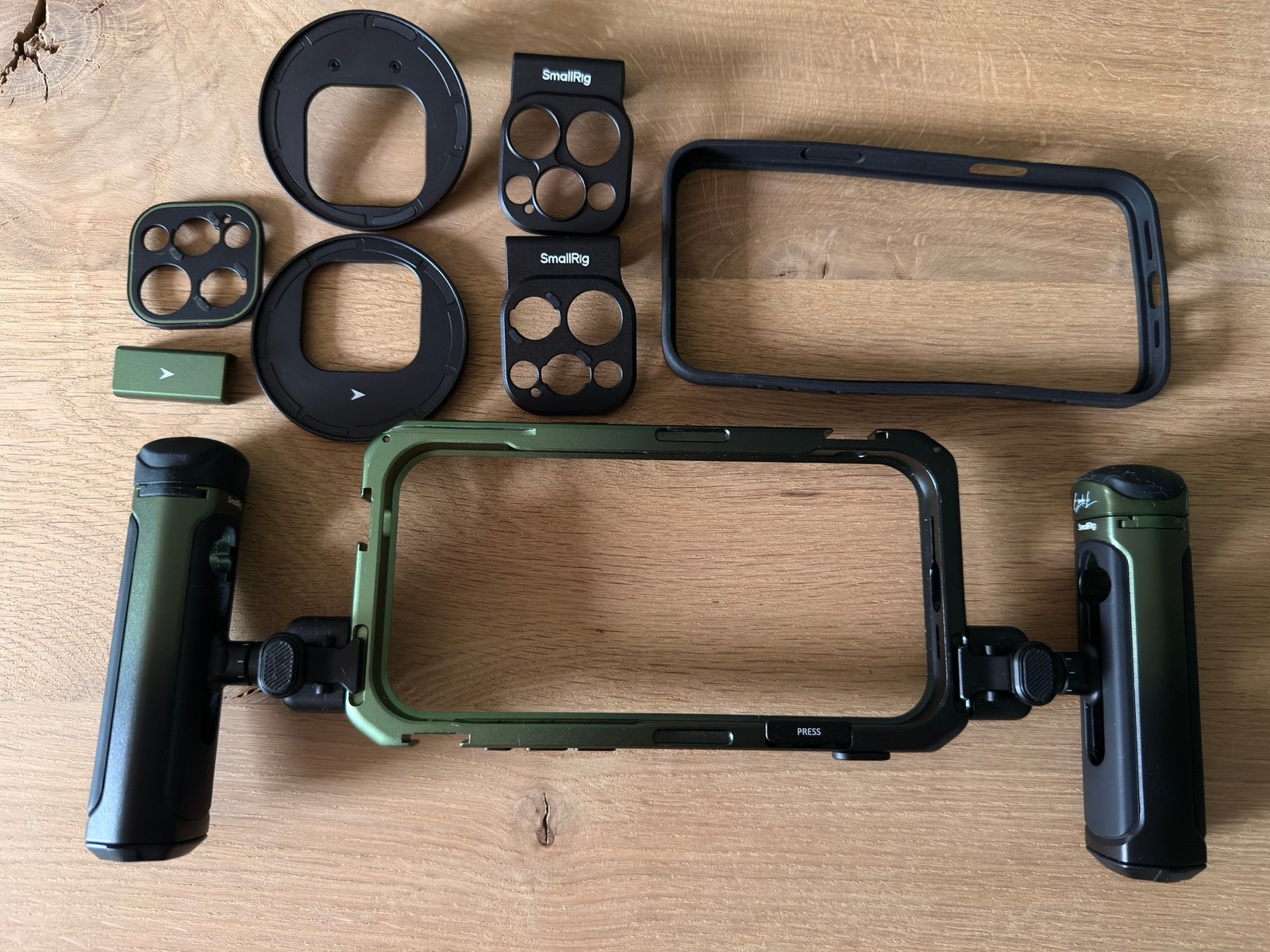 Smallrig video kit (x Brandon Li) for Iphone 16Pro Max, Audio, Tv en Foto, Ophalen of Verzenden, Zo goed als nieuw
