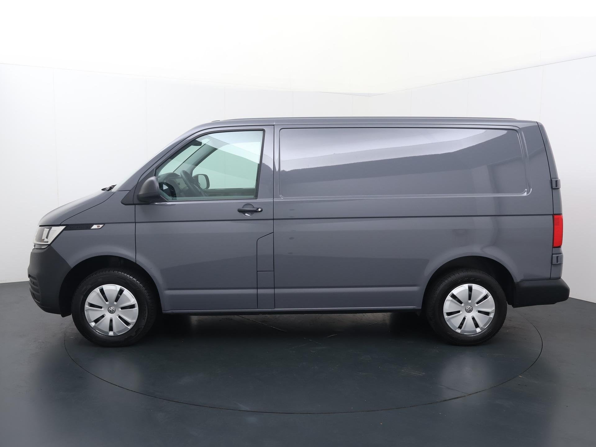 Volkswagen Bedrijfswagens Transporter 2.0 TDI L1H1 28 | 110, Auto's, Stof, Gebruikt, 4 cilinders, Met garantie (alle)