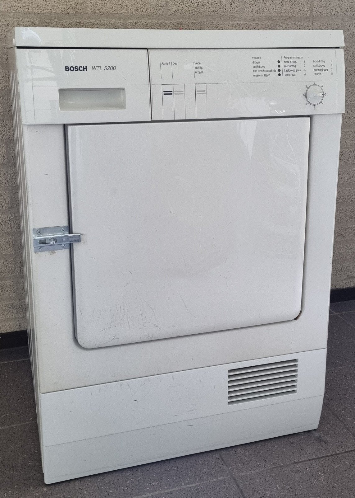 Bosch WTL 5200 condensdroger, Ophalen, 6 tot 8 kg, Gebruikt, Voorlader
