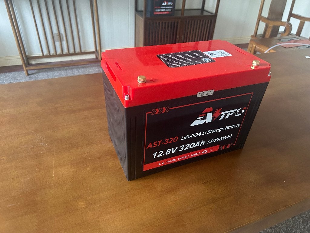 12.8V 320Ah LiFePO4 Accu – Ideaal voor Camper / Caravan, Defensiedok 18, 3433 KL Nieuwegein, Nederland., SOLMAX NEW ENERGY B.V
