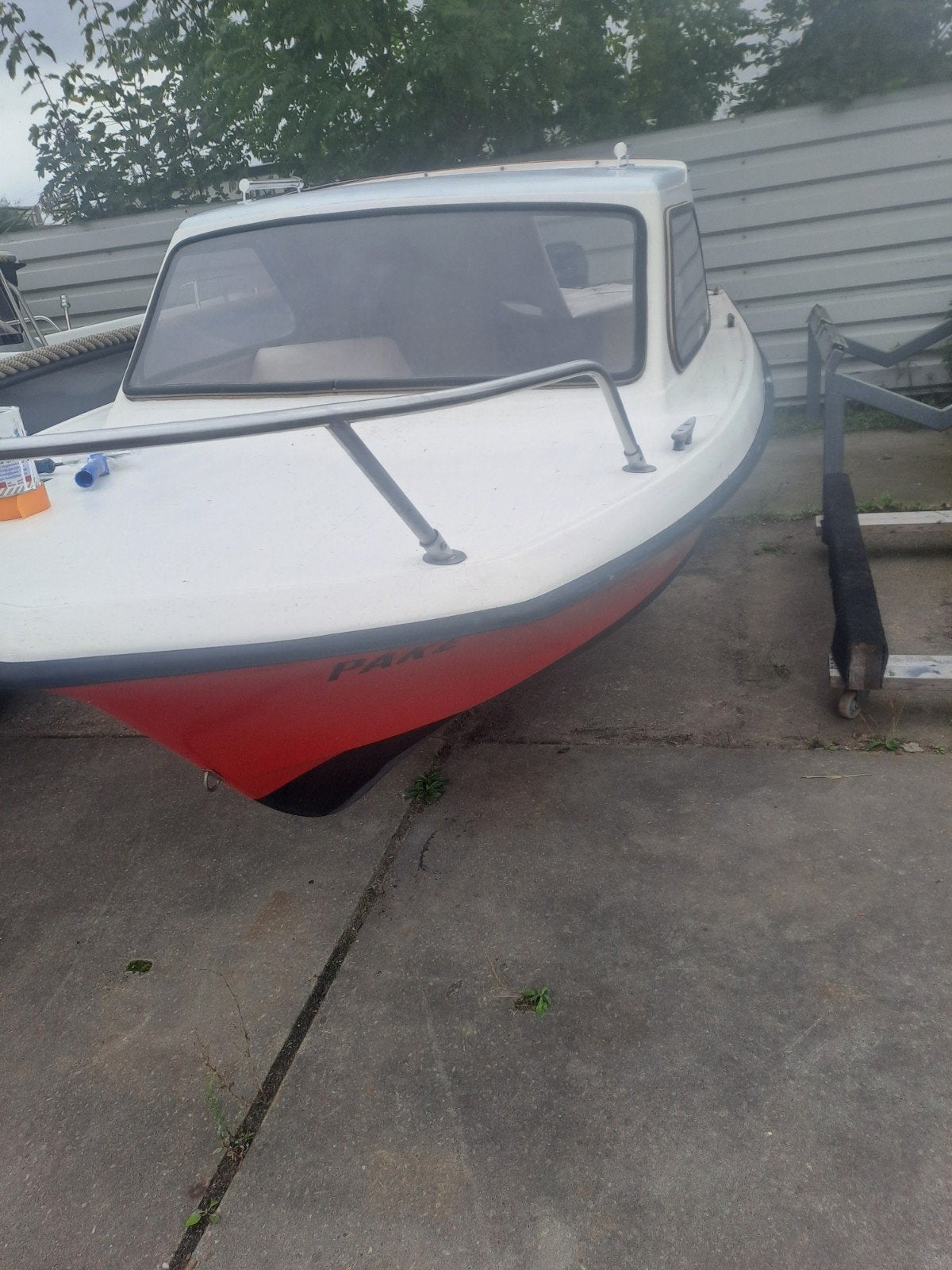 leuke viskajuitboot met 20 Pk Mercury, Watersport en Boten, Benzine, Gebruikt, Buitenboordmotor, 5 m