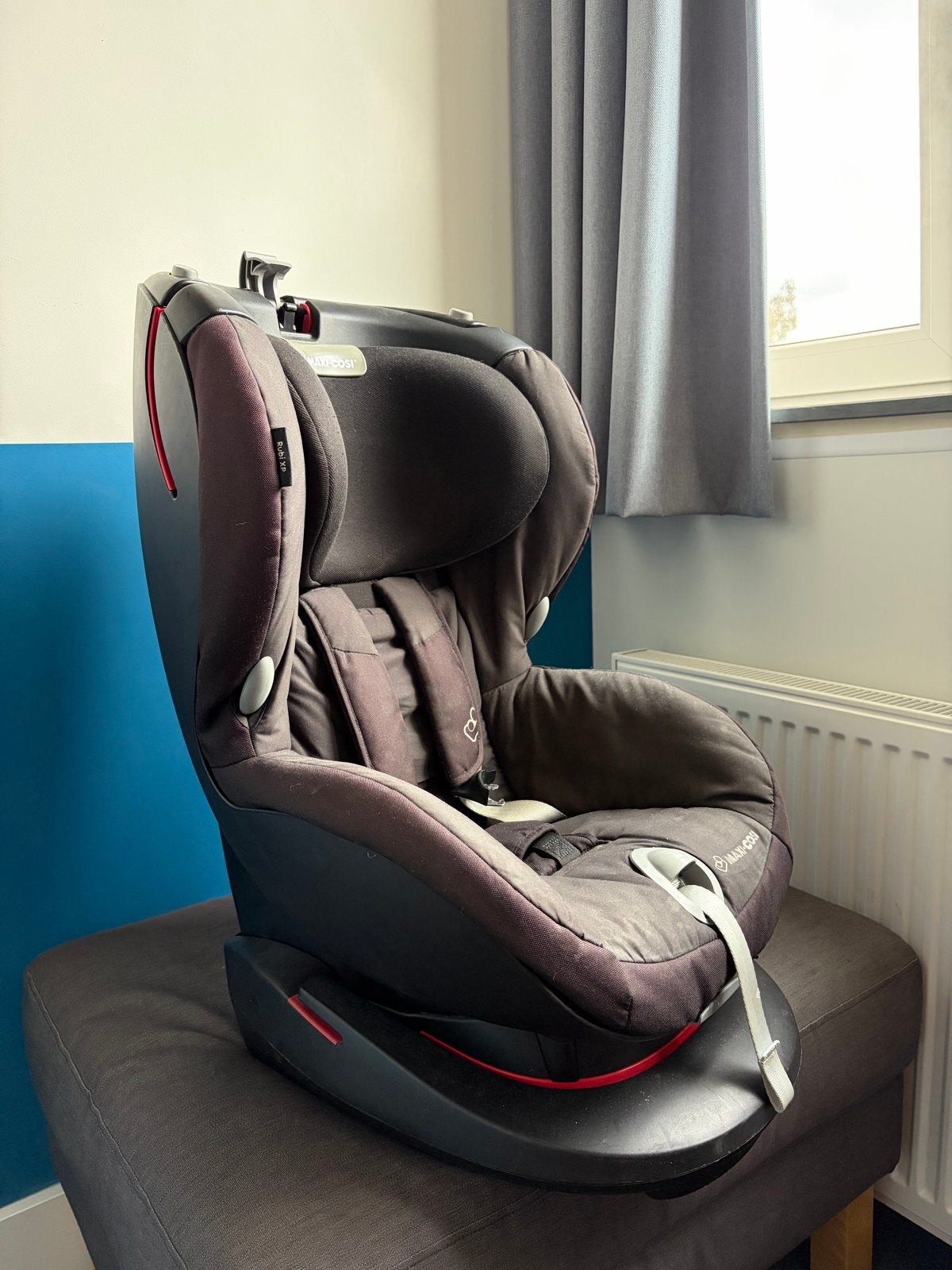 Maxi-Cosi autostoel - Comfortabel en veilig - Zwart, Ophalen, Verstelbare rugleuning, 9 t/m 18 kg, Maxi-Cosi
