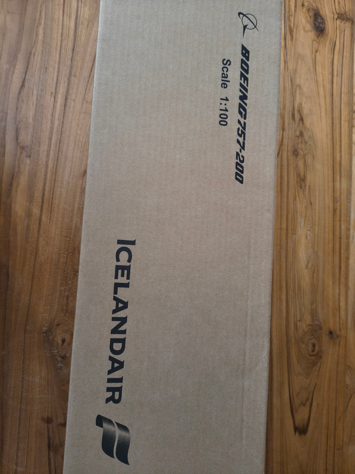 Icelandair 757-200 schaalmodel displaymodel 1:100 NIEUW, Ophalen, Nieuw, Schaalmodel