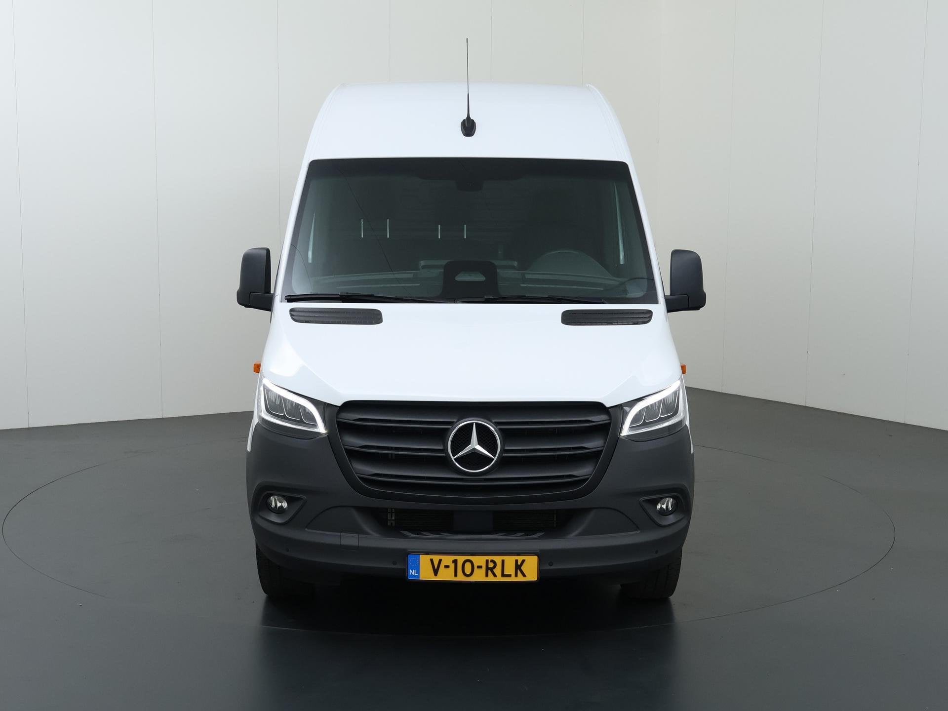 Mercedes-Benz Sprinter 317 CDI | AUT. | L2 H2 | PRO | LED KO, Auto's, Automaat, Gebruikt, 4 cilinders, 2000 kg