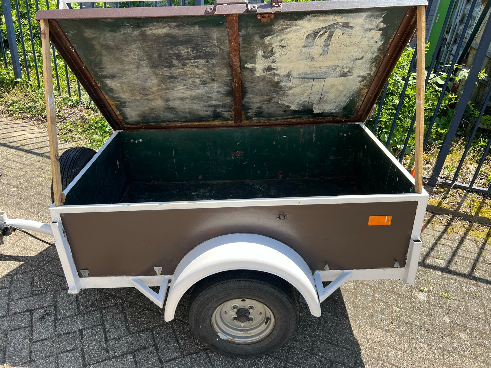 Compacte aanhangwagen met deksel en imperiaal, Ophalen of Verzenden, Gebruikt