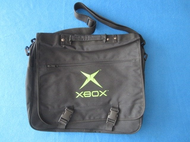 Game goodies Soulcalibur box, Sega coin, Xbox tas FIFA veter, 3 spelers of meer, Ophalen of Verzenden, Overige genres, Vanaf 3 jaar