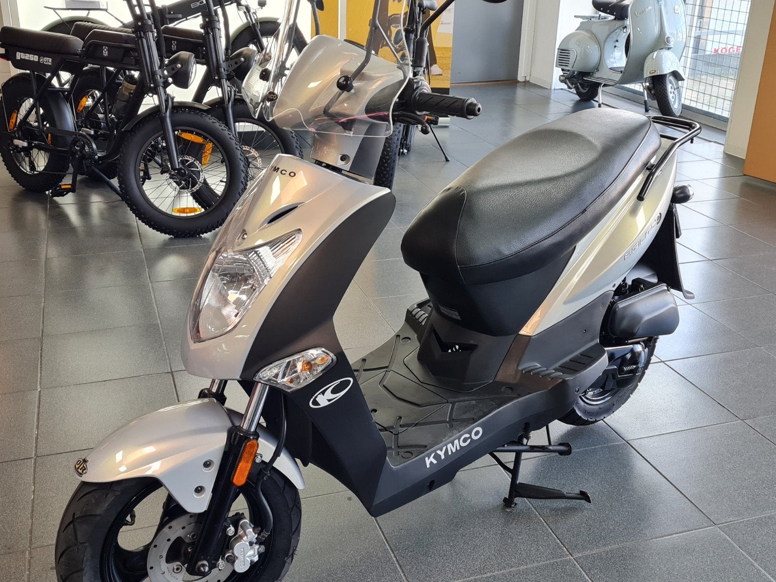 Snorscooter Kymco Agility 2021, Fietsen en Brommers, Ophalen, Zo goed als nieuw, Maximaal 25 km/u, Agility