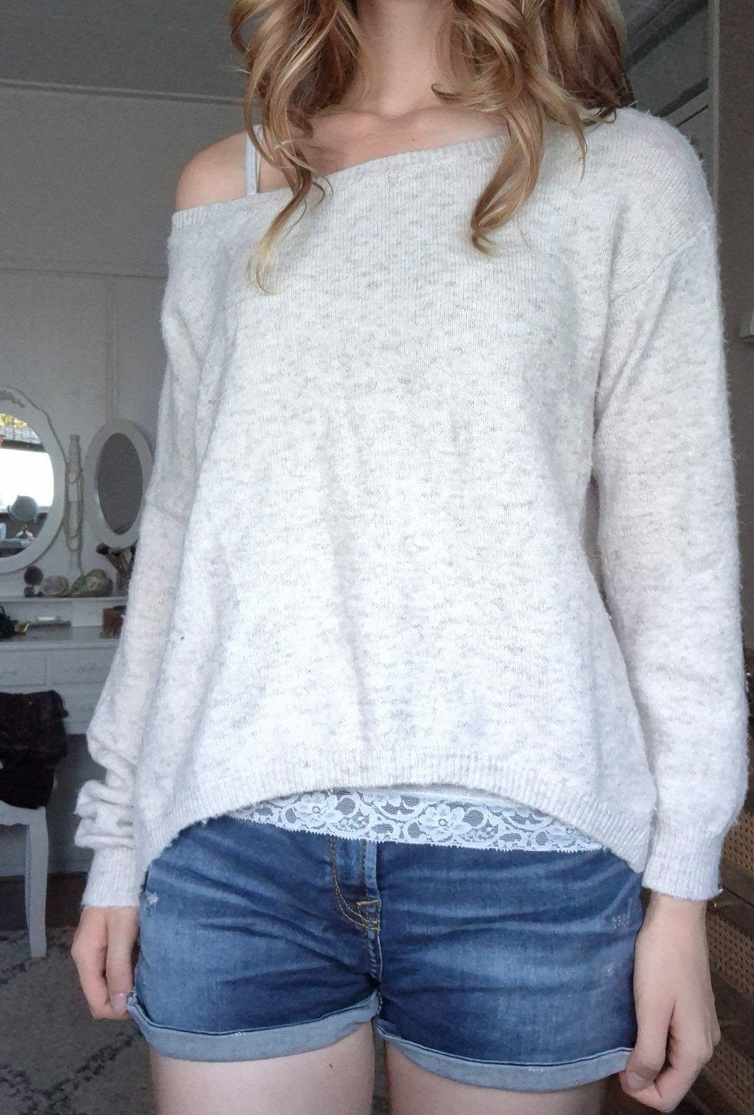 Pull&bear offshoulder trui, M, Kleding | Dames, Maat 38/40 (M), Beige, Ophalen of Verzenden, Zo goed als nieuw