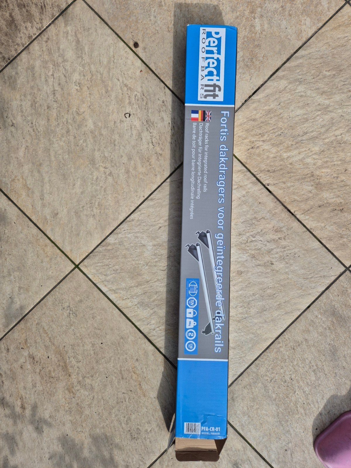PerfectFit Fortis dakdragers voor geïntegreerde dakrails, Ophalen of Verzenden, Gebruikt