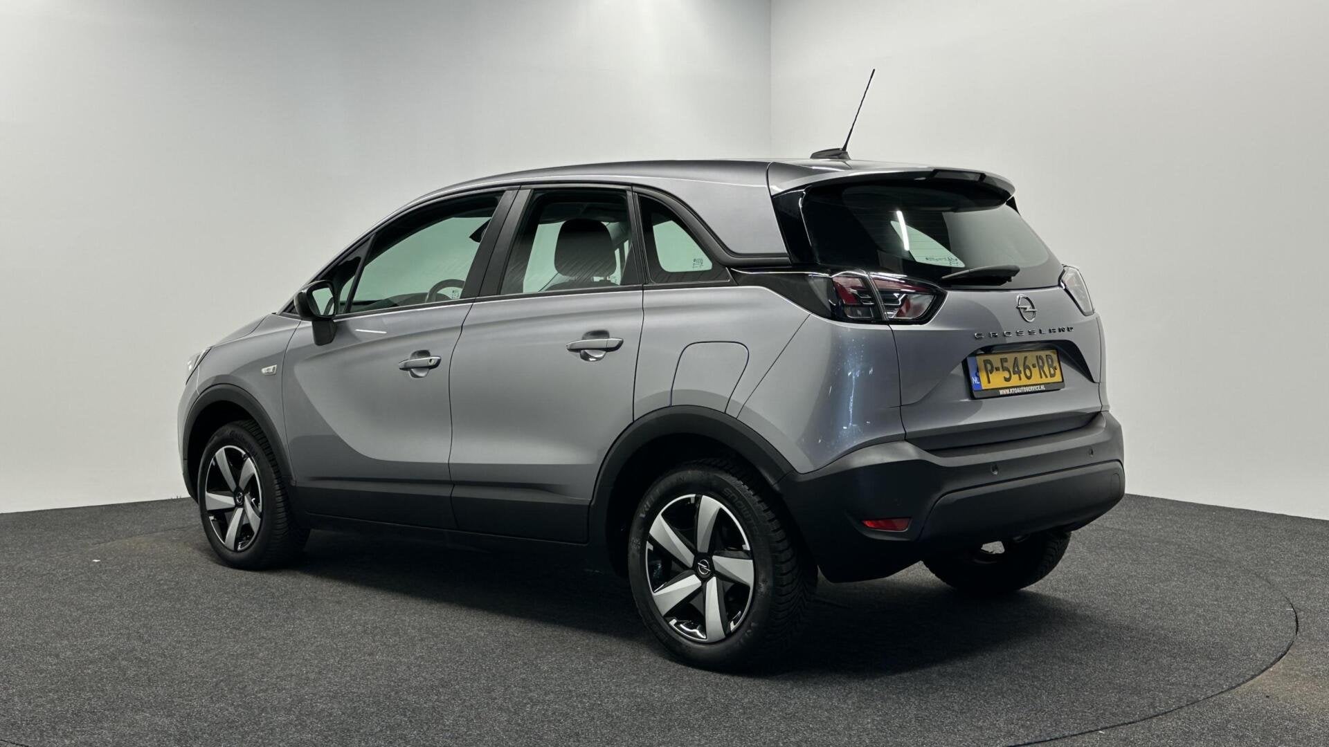 Opel Crossland 1.2 Turbo Edition CAMERA NAVI LM CRUISE CARPL, Auto's, Voorwielaandrijving, Gebruikt, Euro 6, 1199 cc
