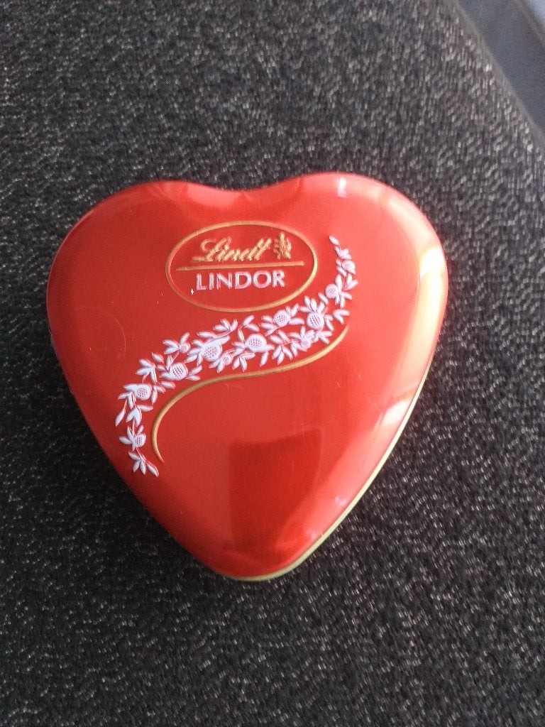 Lindt blik, Ophalen of Verzenden, Gebruikt, Overige
