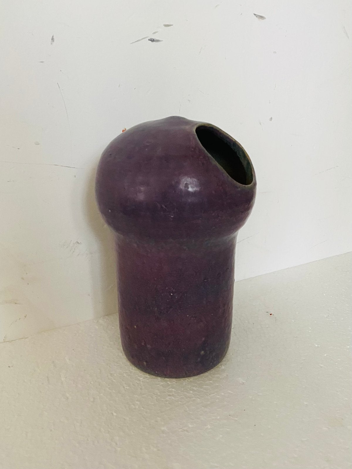 Gubbels Helden paars keramiek vaas , jaren 70, Verzamelen, Retro, Ophalen of Verzenden, Huis en Inrichting