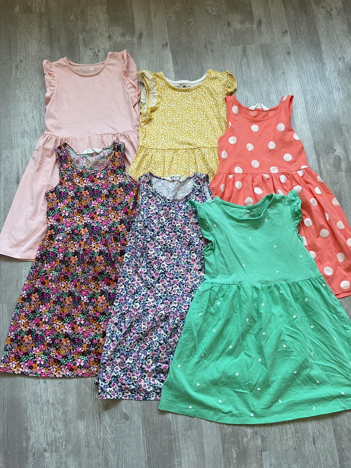 Kledingpakket meisje zomer 122-128 jurkjes zgan 👧🩷👗🌸☀️, Ophalen, Zo goed als nieuw, Maat 128