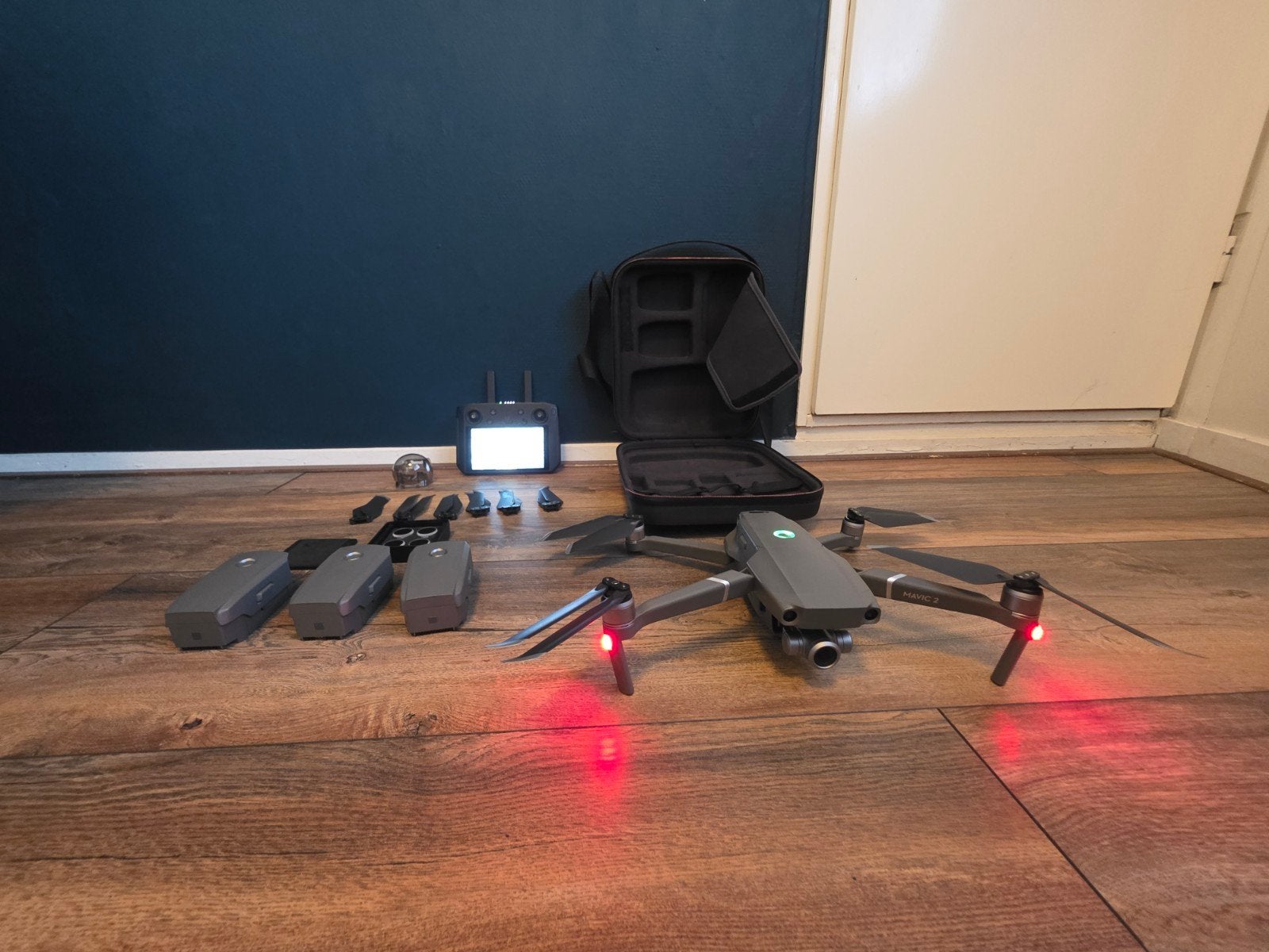 dji mavic 2 zoom fly more combo, 30 tot 45 minuten, Cameradrone, 5 tot 10 kilometer, Zo goed als nieuw
