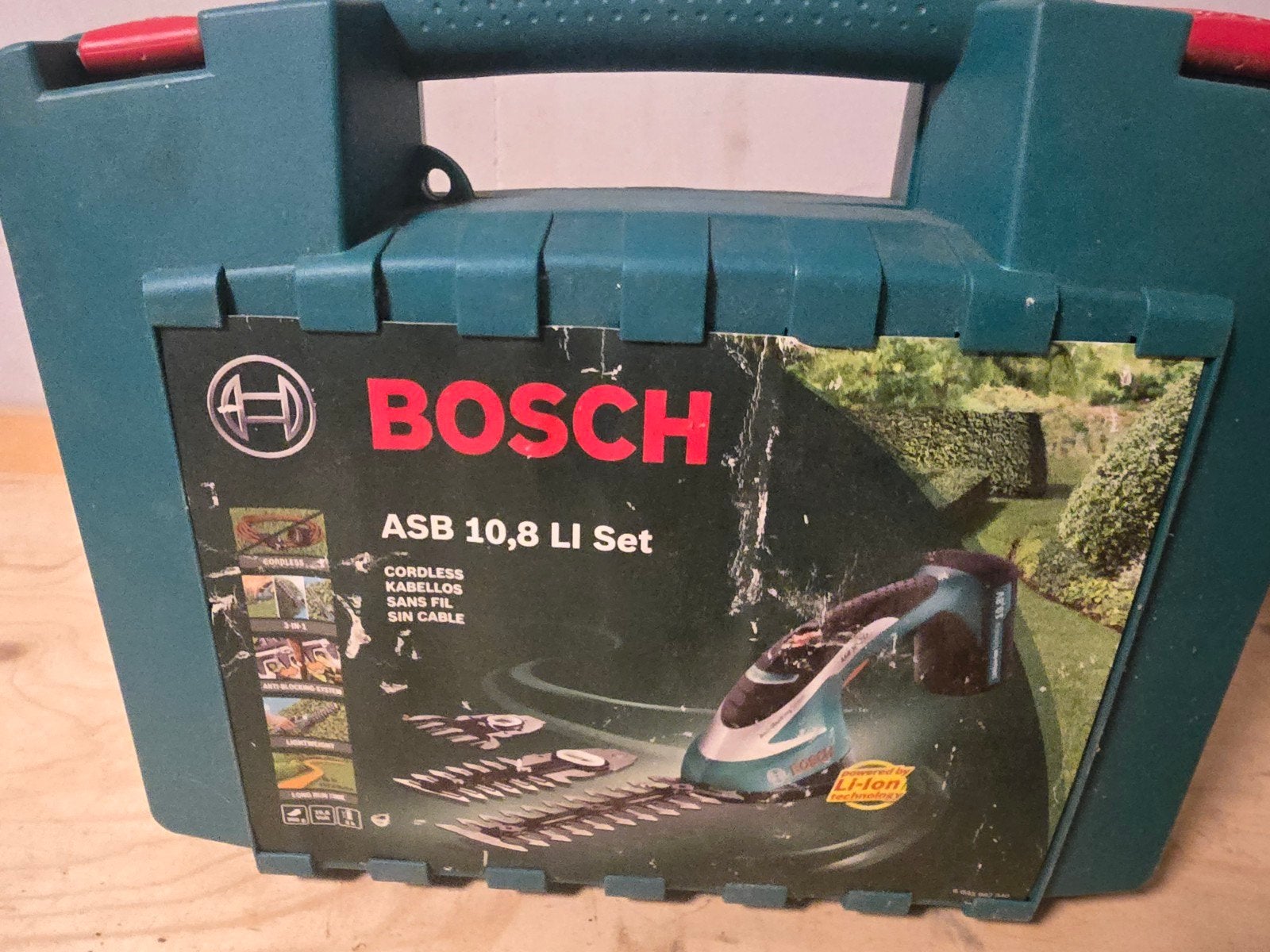Bosch ASB 10,8 LI Set Accu Graskantenschaar/Heggenschaar, Ophalen of Verzenden, Gebruikt, Accu, Bosch