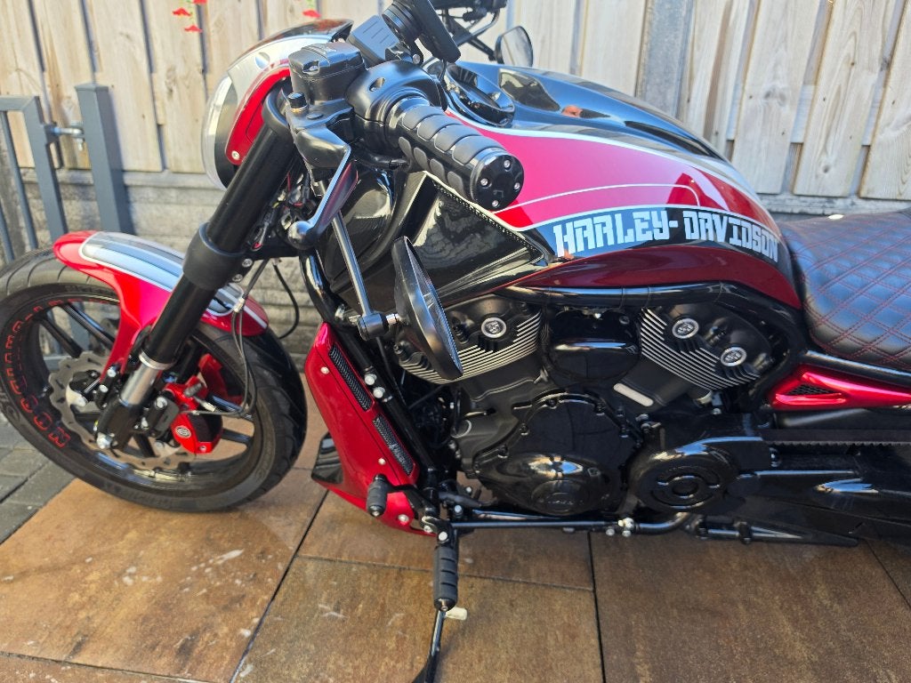 Foto 24 van dikke vette night rod special geheel custom one of a kind