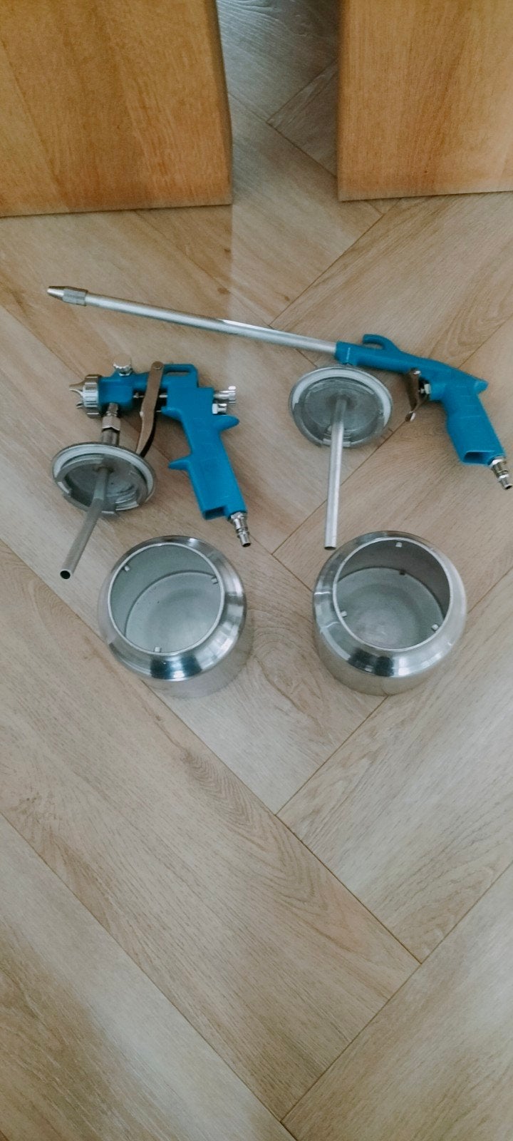 2x Verfspuit met reservoir voor compressor, Ophalen of Verzenden
