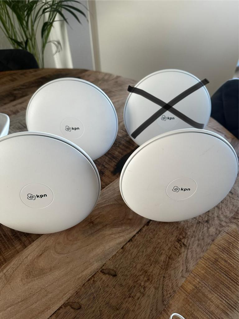 KPN SuperWifi punten met adapters en kabels, Ophalen of Verzenden, Zo goed als nieuw