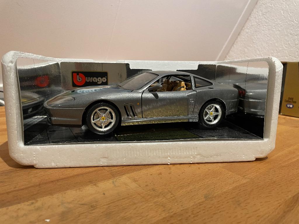 1:18 Schaalmodel Ferrari 550 Maranello, Ophalen of Verzenden, Zo goed als nieuw, Auto, Bburago