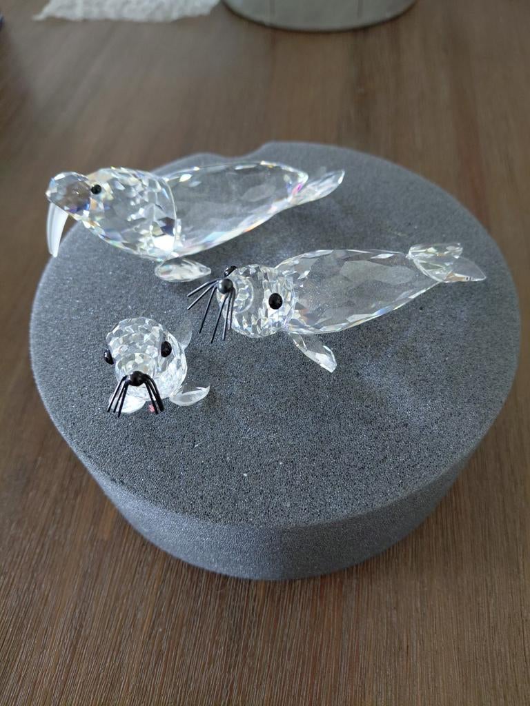 Swarovski walrus zeehond en baby, Verzamelen, Swarovski, Ophalen of Verzenden, Zo goed als nieuw, Figuurtje