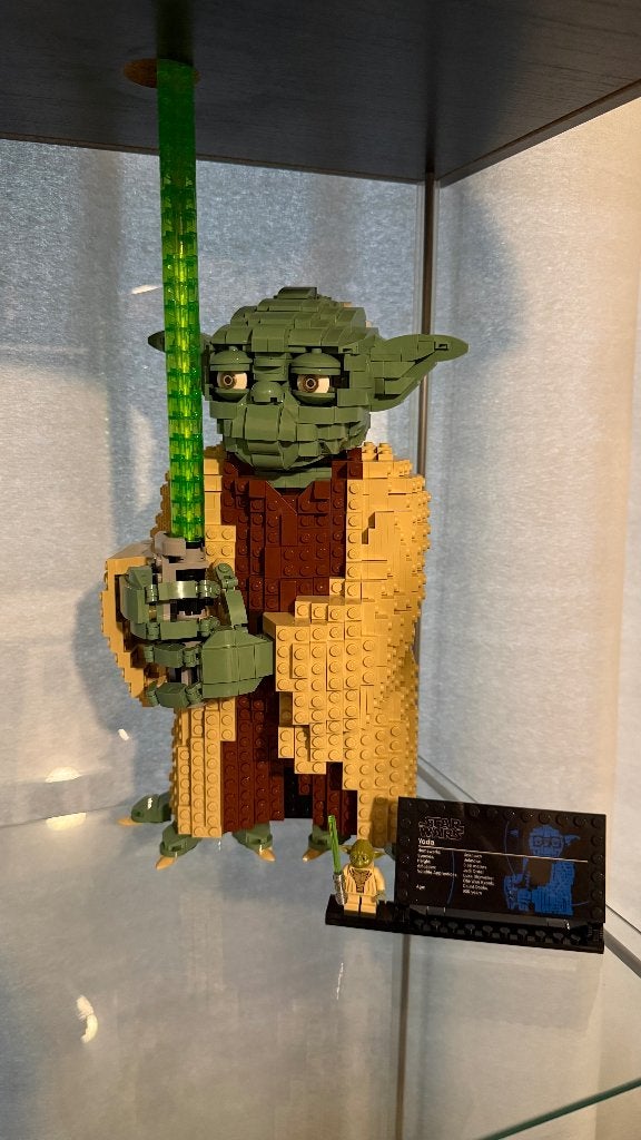 Lego 75255 Yoda Star Wars ZGAN, Kinderen en Baby's, Speelgoed | Duplo en Lego, Star Wars, Lego, Ophalen of Verzenden, Zo goed als nieuw