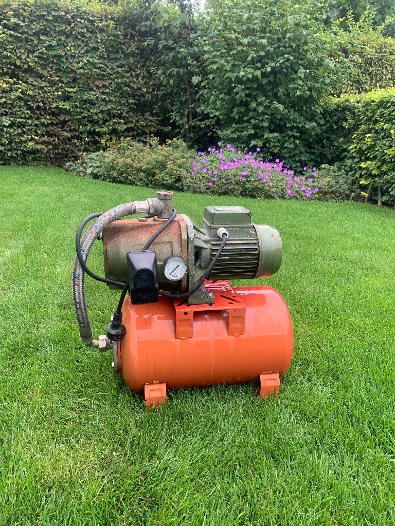 Zelfaanzuigende SAER TR/5 hydrofoorpomp, Ophalen, Gebruikt, Elektrisch, Hydrofoorpomp