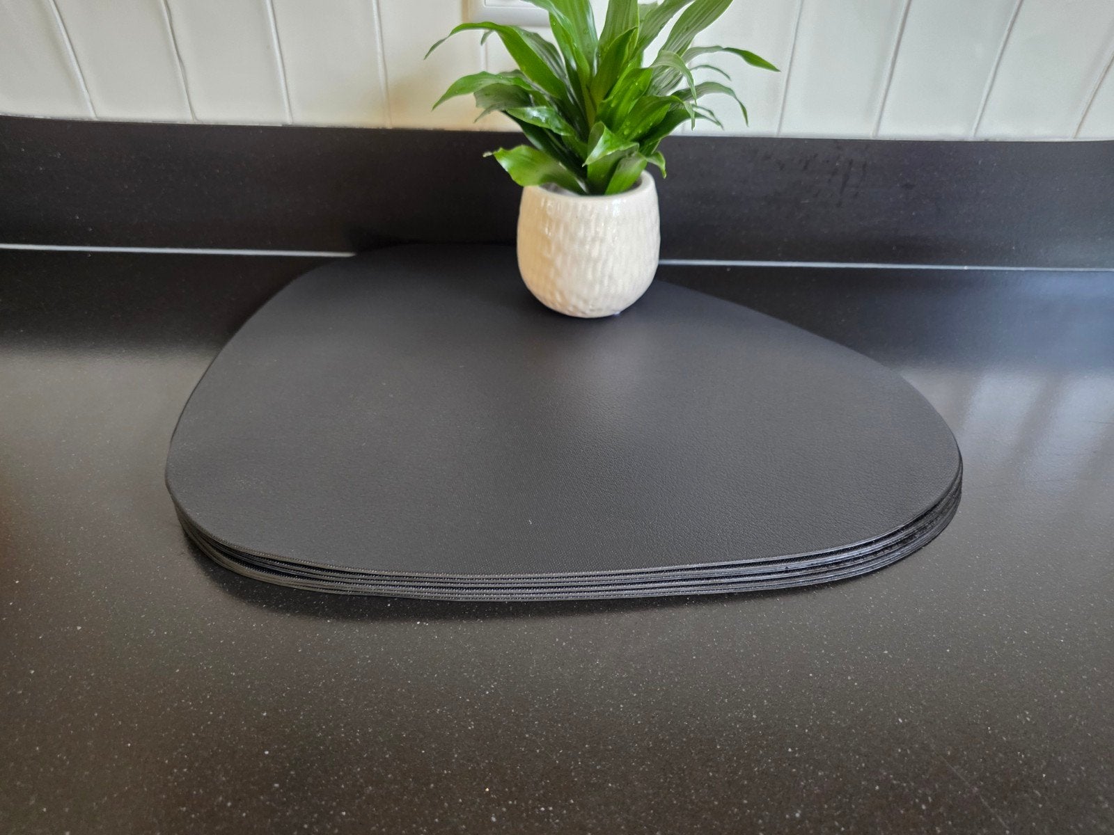 Zwart leren placemat 6 stuks, Ophalen of Verzenden, Zwart, Overige materialen, Overige typen