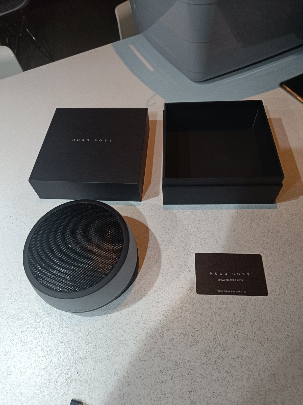 Hugo Boss Speaker - Nieuw, Nieuw, Ophalen of Verzenden, Draagbare speaker, 150 watt of meer