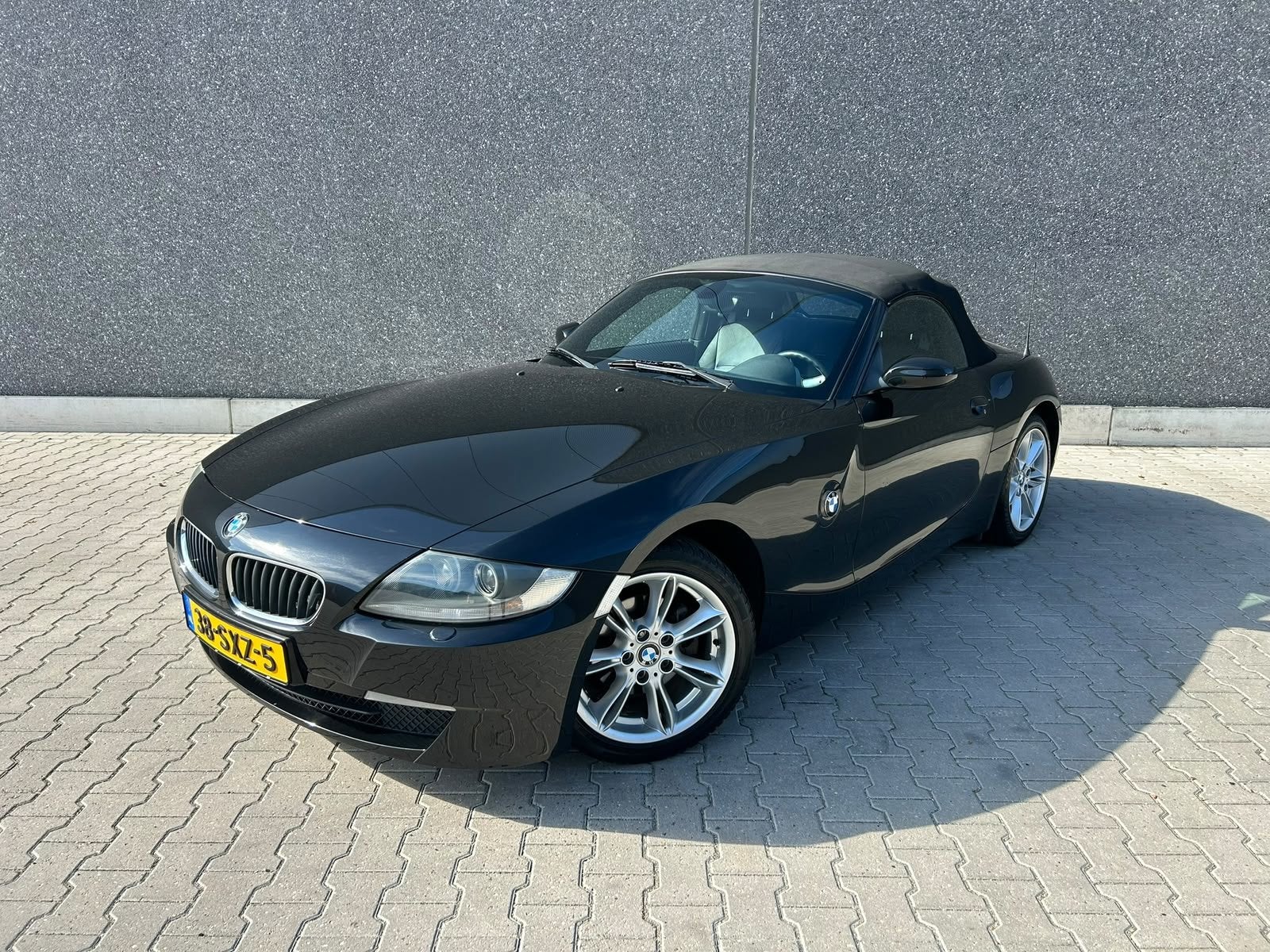 Foto 3 van BMW Z4 Roadster 2.0i Introduction | AIRCO | LEDER | STOELVER