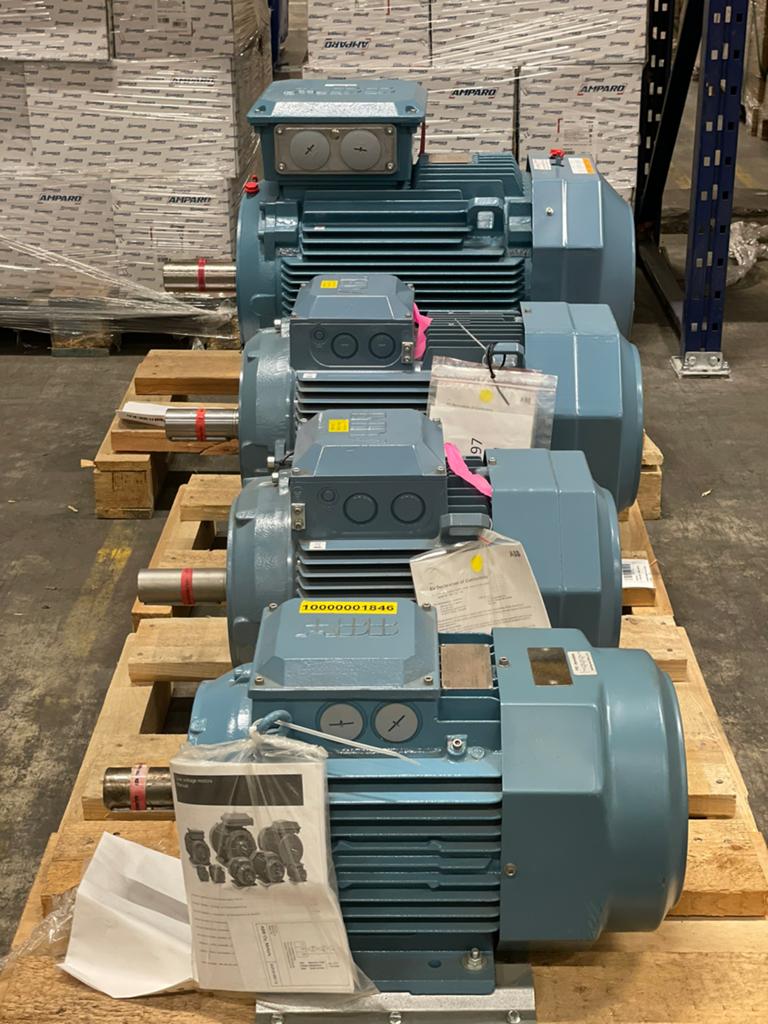 Nieuwe partij ABB Elektromotoren, Doe-het-zelf en Verbouw, Motoren, Ophalen