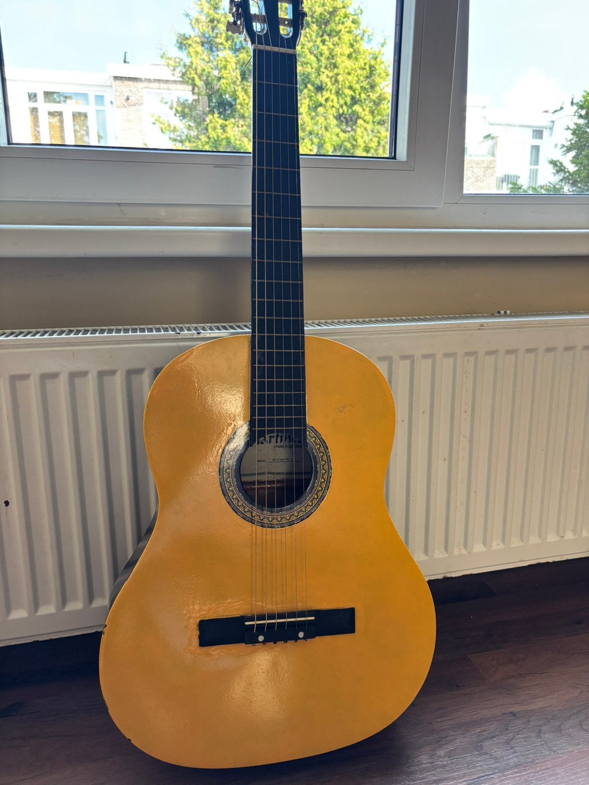 Martinez gistaae akoestisch, Ophalen, Gebruikt, Klassieke of Spaanse gitaar