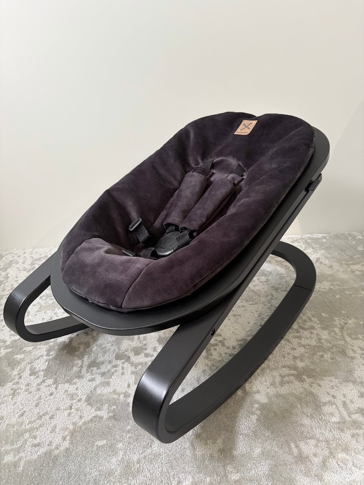 Kidsmill wipstoeltje zwart zgan, Kinderen en Baby's, Wipstoeltjes, Wipstoel, Met gordel(s) of riempje(s), Zo goed als nieuw, Ophalen
