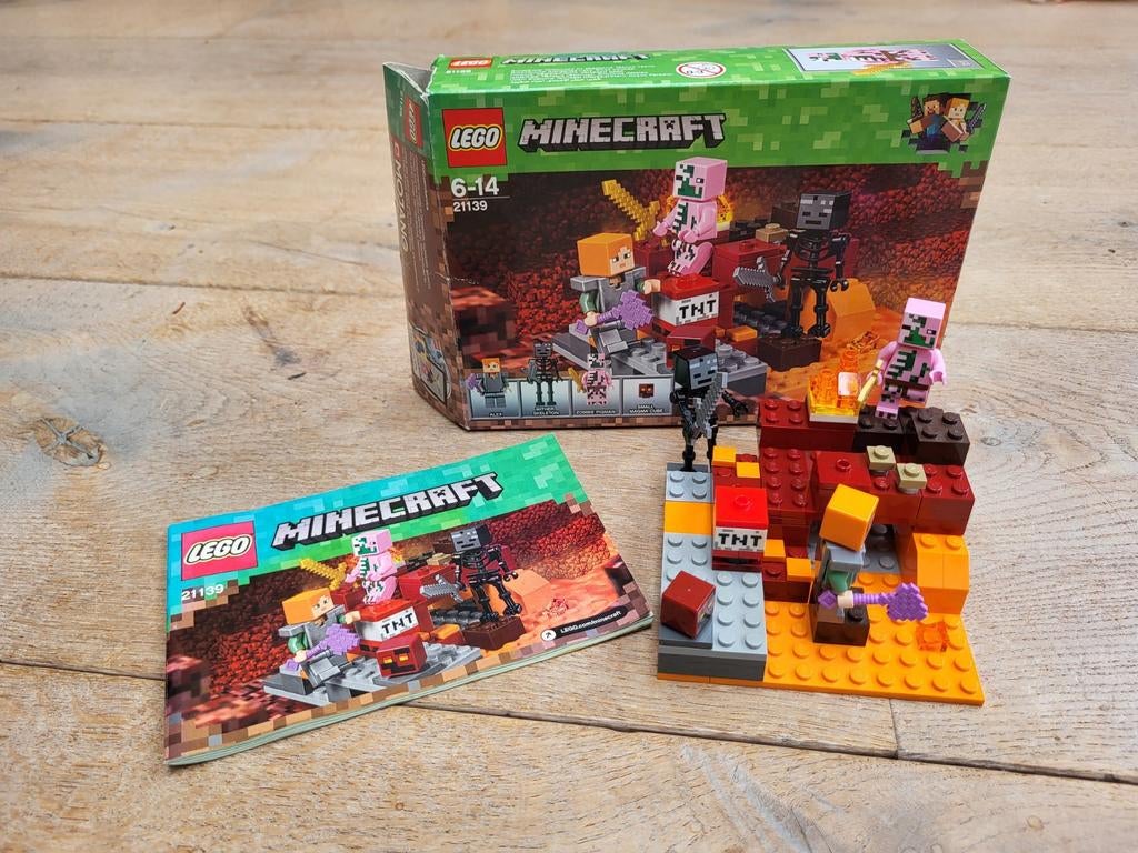 Lego 21139 Minecraft Het Onderwereld gevecht, Ophalen of Verzenden, Zo goed als nieuw, Complete set, Lego