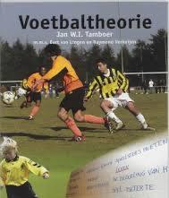 Voetbaltheorie - Jan W.I. Tamboer, Ophalen of Verzenden, Zo goed als nieuw, Balsport