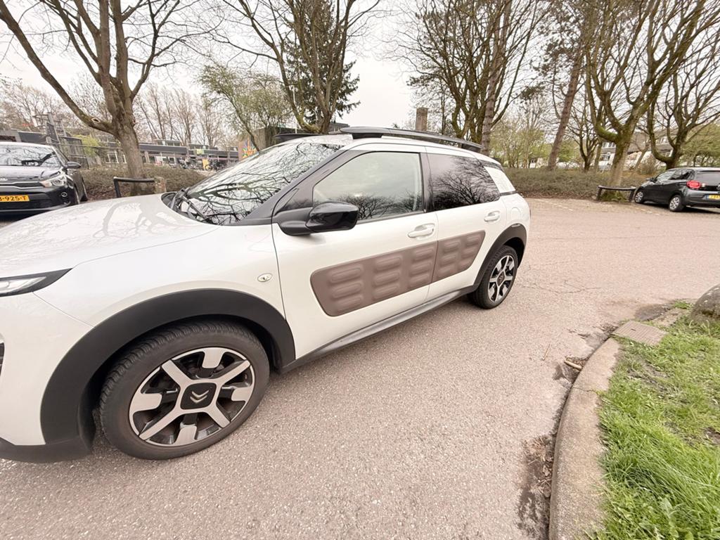 Cactus Puretech 2015 Camera Cruise Panorama Navi Airco, Auto's, Voorwielaandrijving, 31 €/maand, 1199 cc, Wit