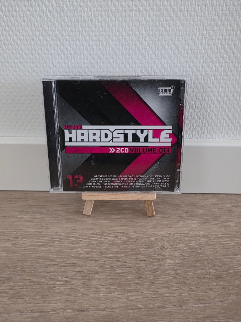 Cloud 9 - Hardstyle Volume 13, Cd's en Dvd's, Hardcore, Ophalen of Verzenden, Zo goed als nieuw, Inclusief doosje