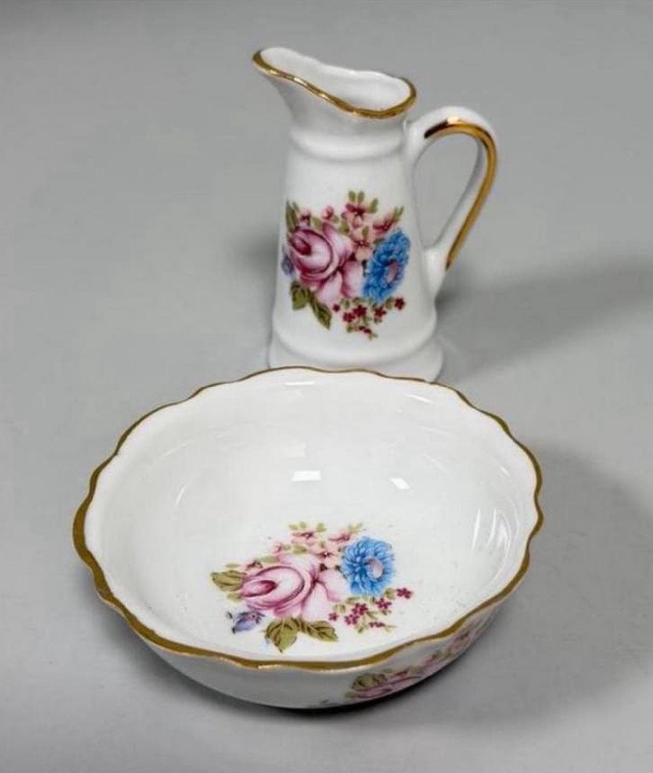 ROYAL PORCELAIN P. Limoges 24KT Gold melkkan en schaaltje, Ophalen of Verzenden