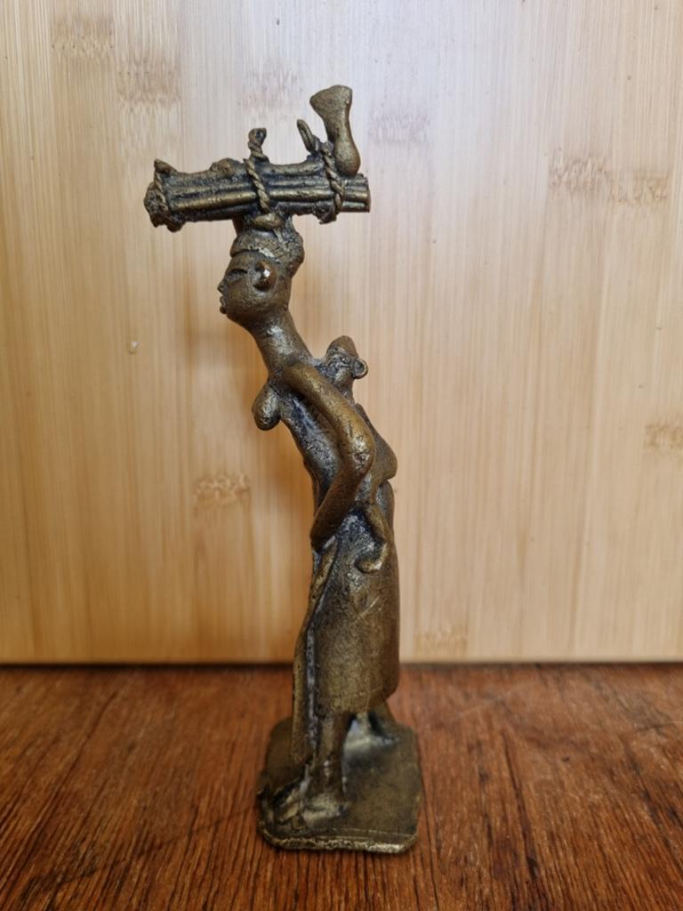 Antiek brons handgegoten West-Afrikaans beeldje, Antiek en Kunst, Ophalen of Verzenden
