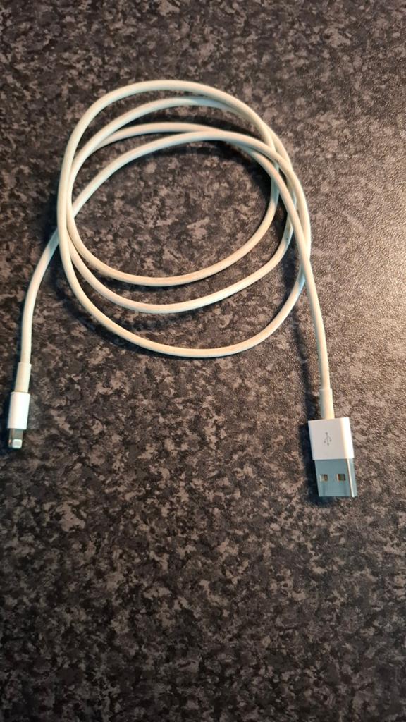 Apple Lightning naar USB-kabel (1 meter), Ophalen of Verzenden, Gebruikt, Snoer of kabel