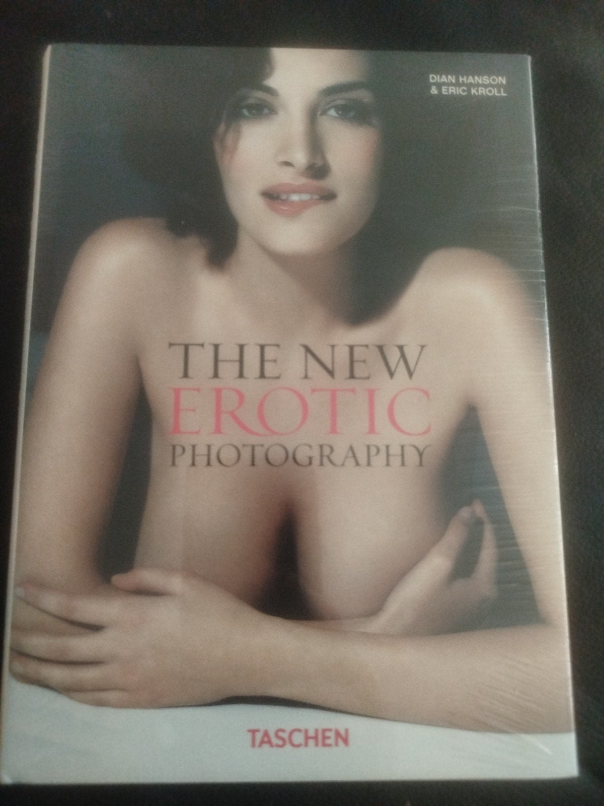 THE NEW EROTIC PHOTOGRAPHY TASCHEN HARDCOVER SEALED, Dian Hanson & Eric Kroll, Fotografie algemeen, Nieuw, Ophalen of Verzenden