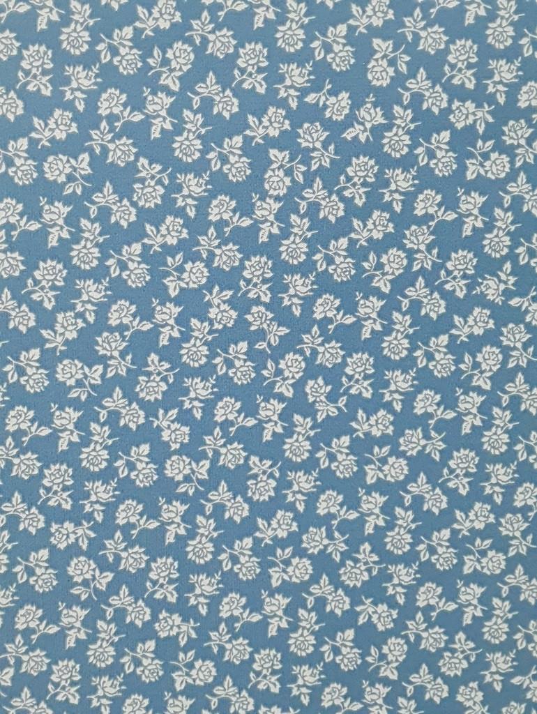 13726 Blauw bloemetjes behang op jeansblauw met wit swiet, Huis en Inrichting, Stoffering | Behang, Verzenden, 50 tot 75 m², Wit
