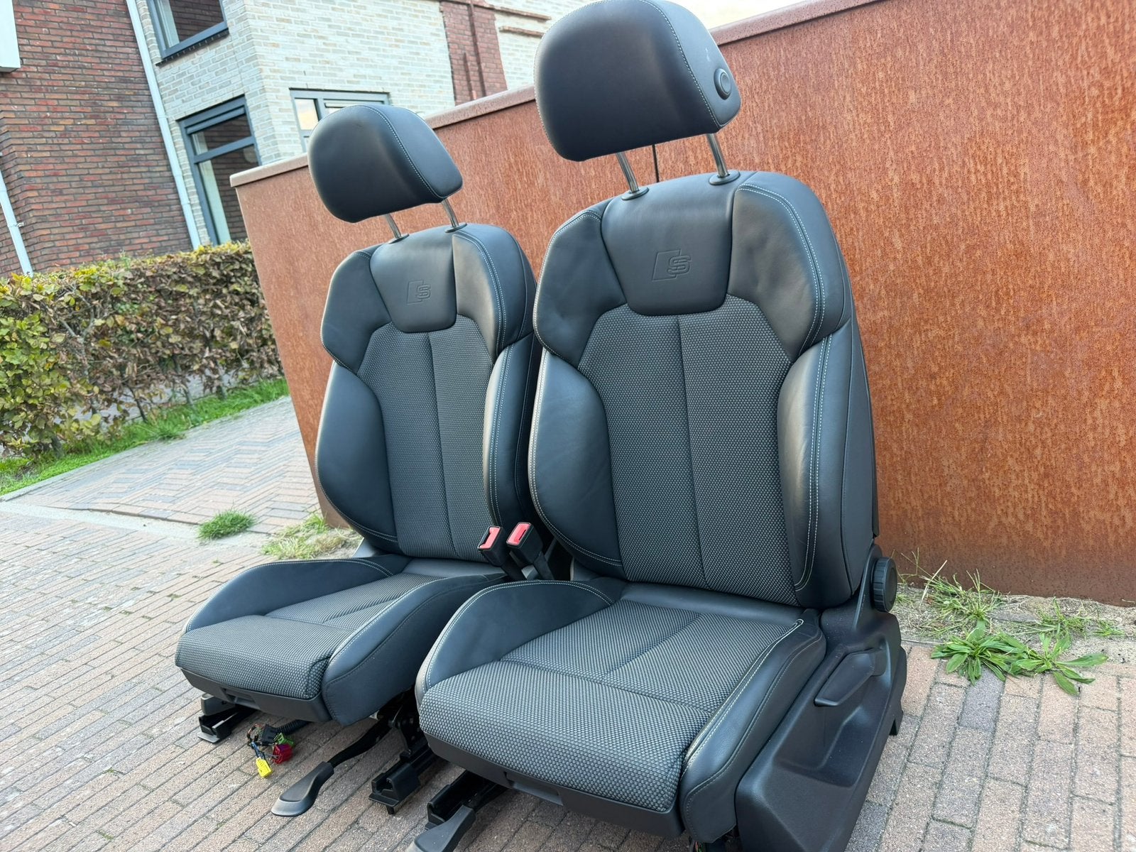 Audi Q5 S-Line stoelen, half leder(met stoelverwarming), Auto-onderdelen, Interieur en Bekleding, Ophalen, Audi